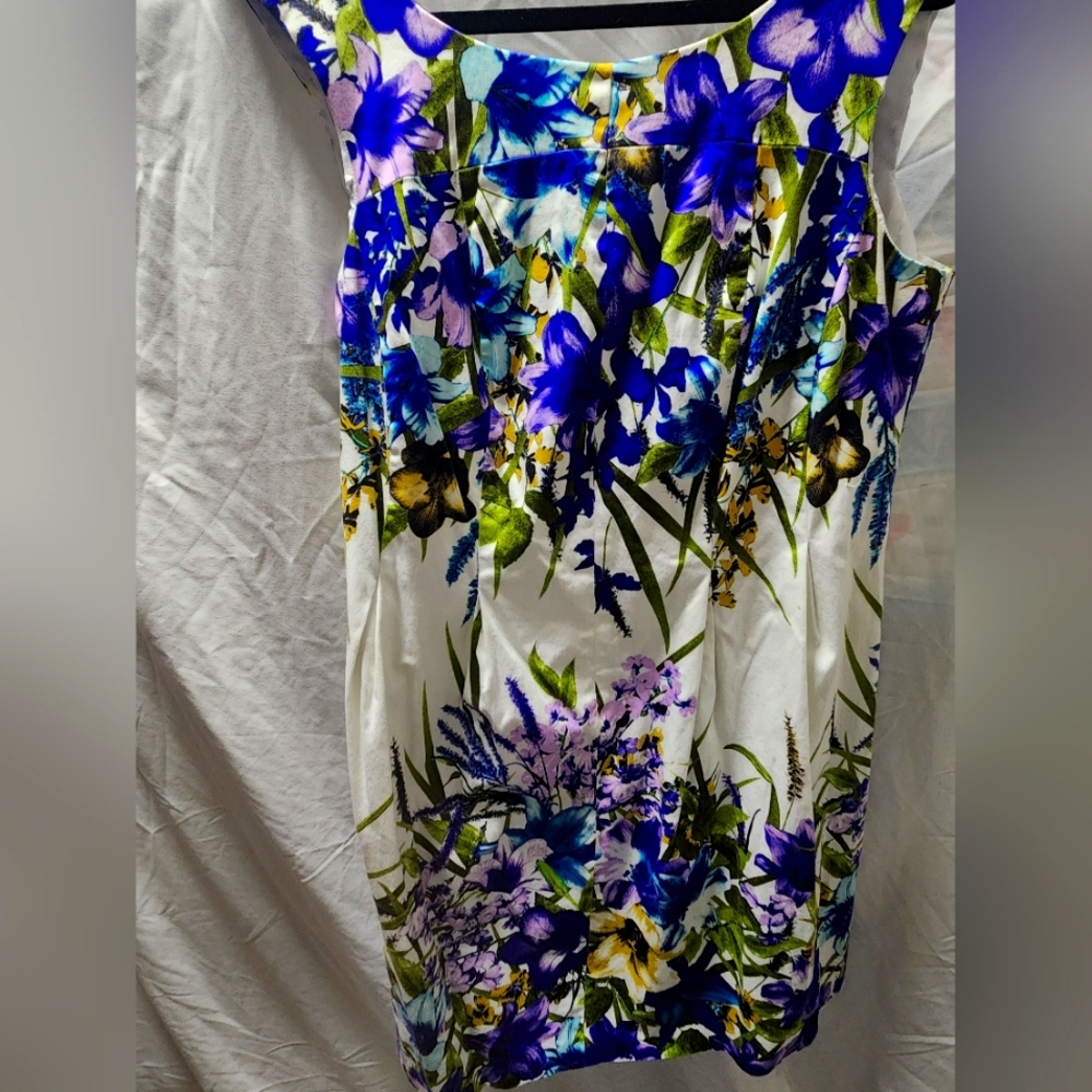 London Times Floral Dress With Exposed Gold Zipper
